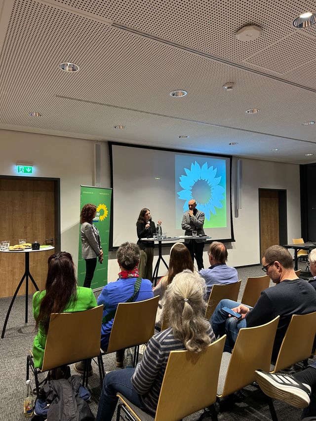 Mit Danyal Bayaz im Austausch