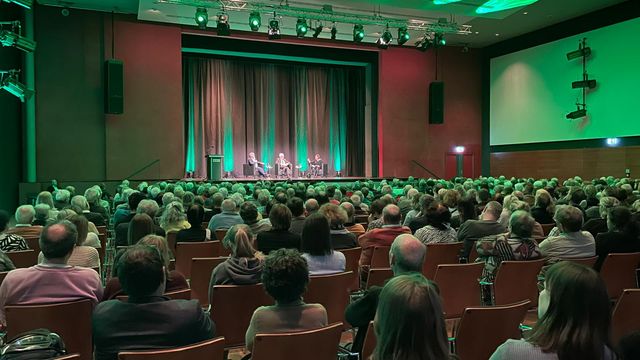 Lesung von Winfried Kretschmann in Nürtingen – ein Abend der Zuversicht