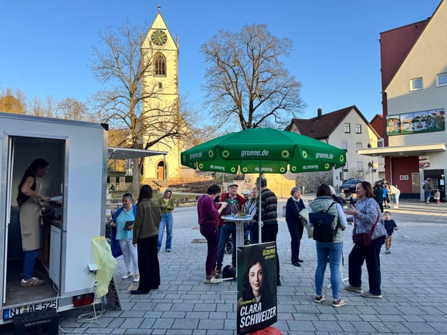 Clara, Crêpe & Klartext in Neckartenzlingen